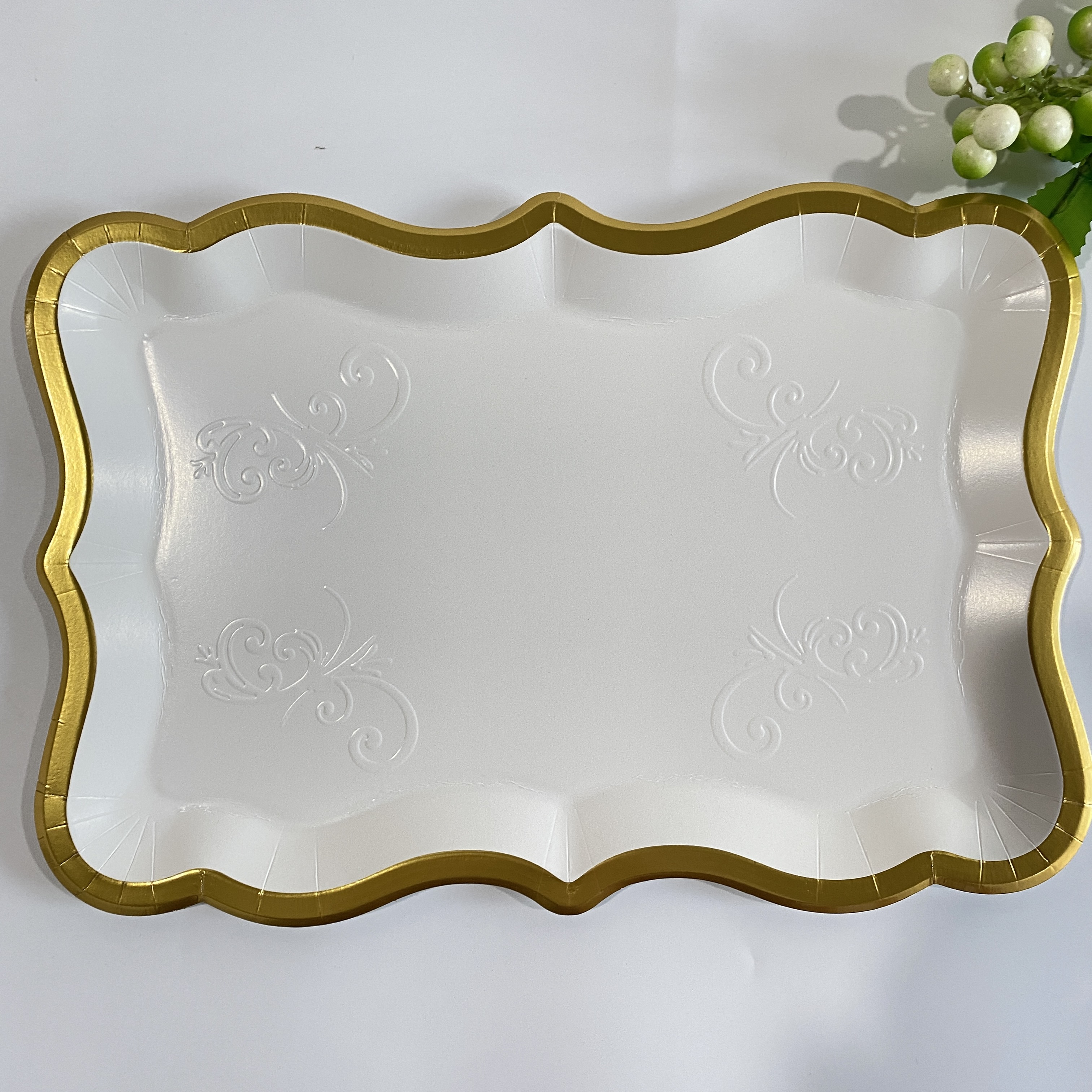 Solid Color Paper Plate for Birthday Party