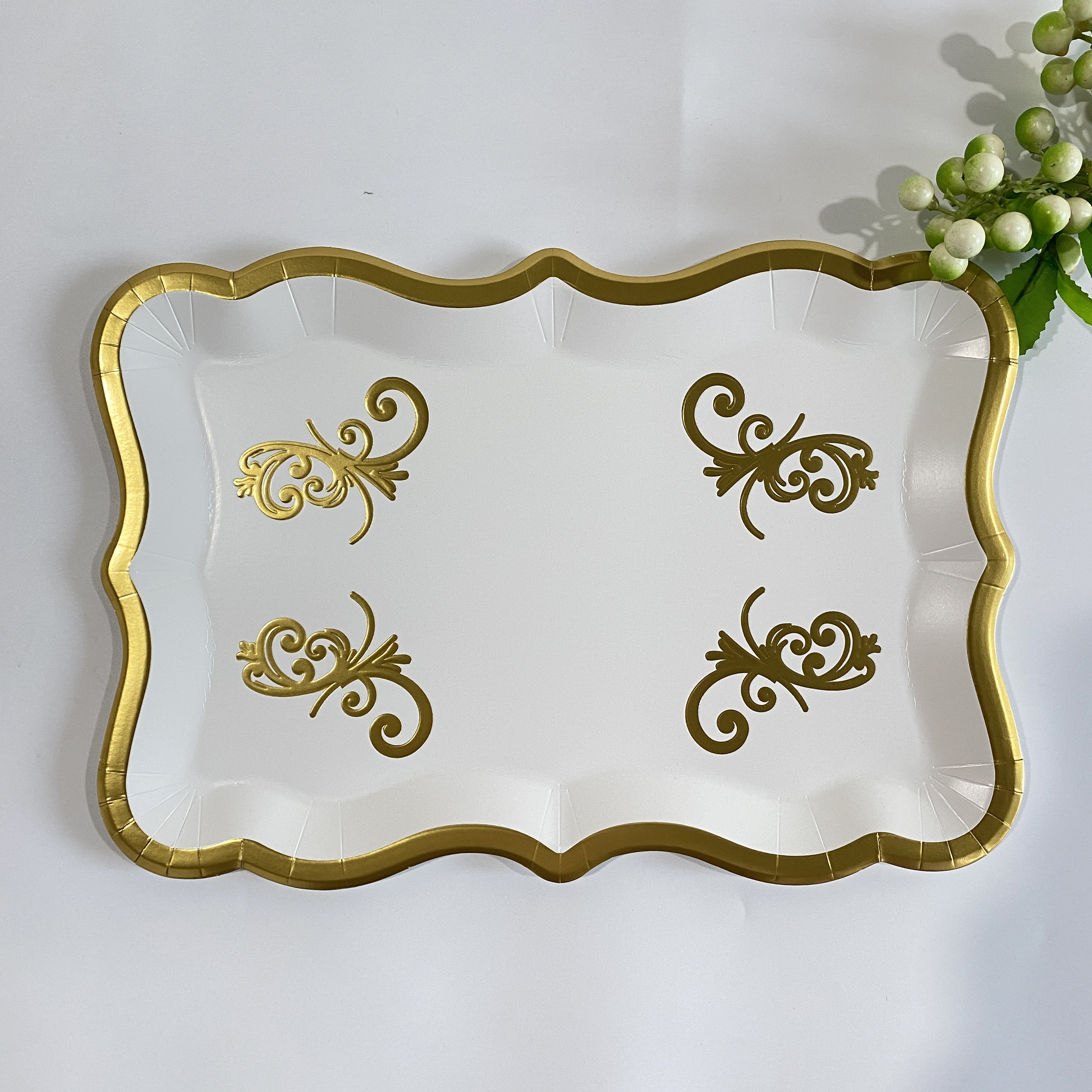 Solid Color Paper Plate for Birthday Party