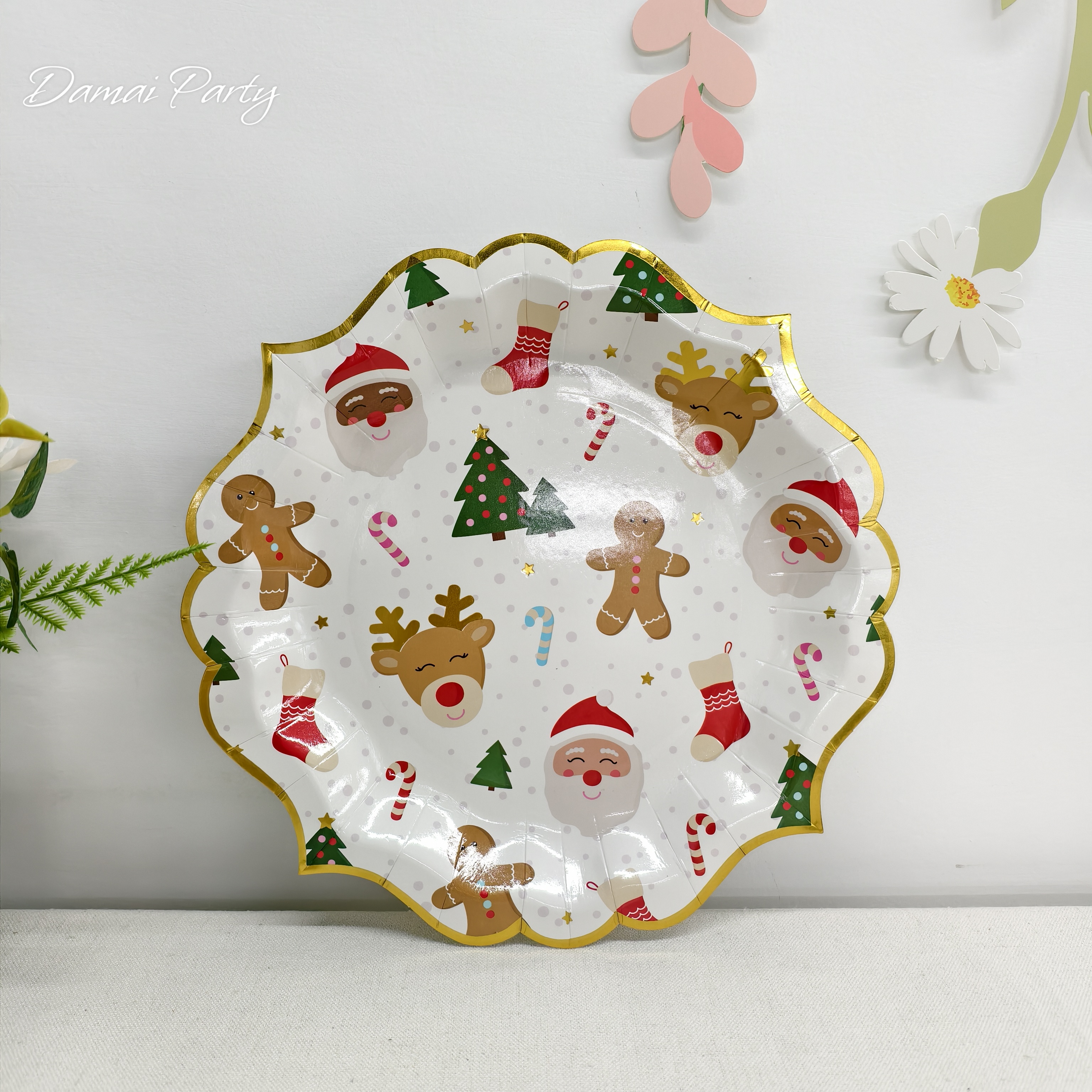 Christmas Paper Plates