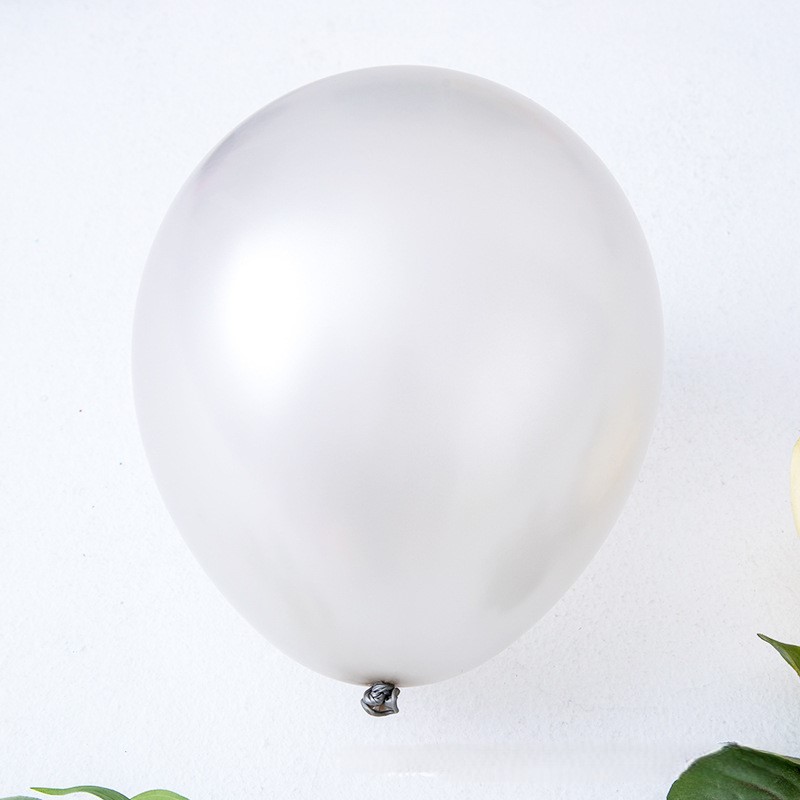 18 Inch Pearlescent Silver Latex Balloon
