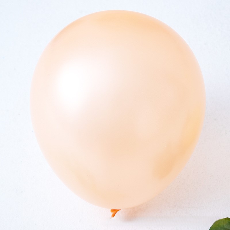18 Inch Pearlescent Champagne Gold Latex Balloon