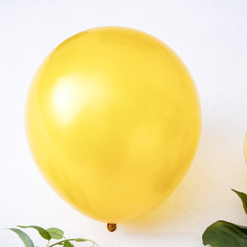 18 Inch Pearlescent Golden Latex Balloon
