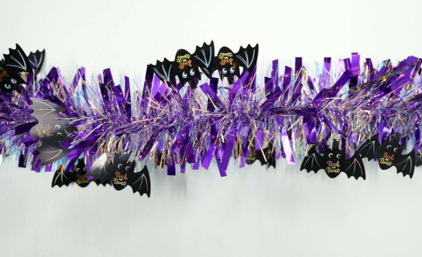 Fluorescent Purple with Bat 4-ply Tinsel Garland