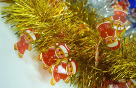 Gold Christmas Gingerbread Man 4-ply Tinsel Garland