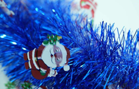 Blue Santa Claus 4-ply Tinsel Garland