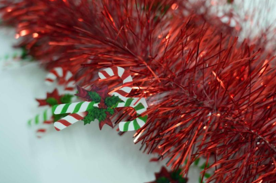 Red Christmas Candy Cane 4-ply Tinsel Garland