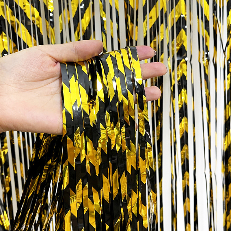 Tinsel Curtain W-graphical Series Gold Tinsel Curtain