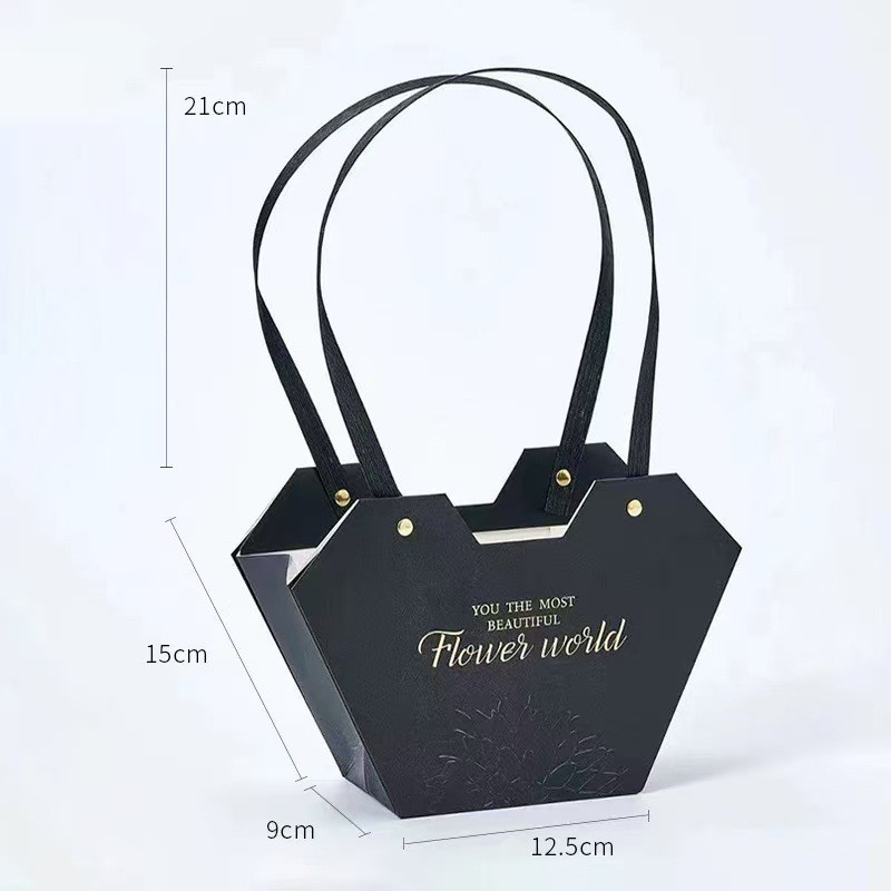 Heart Shaped Flower Handbag with Gold Embossing for Flower Arrangement