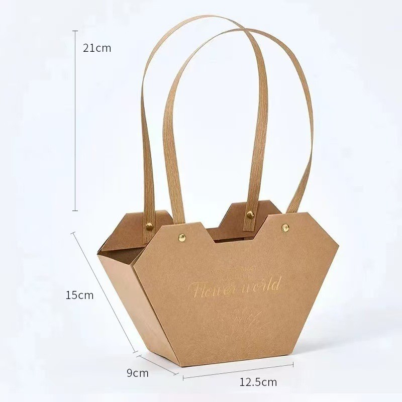Heart Shaped Flower Handbag with Gold Embossing for Flower Arrangement